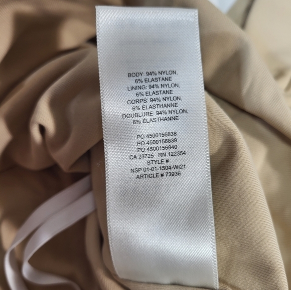 Aritzia Babaton Long Sleeve Square Neck Bodysuit - Picture 7 of 9